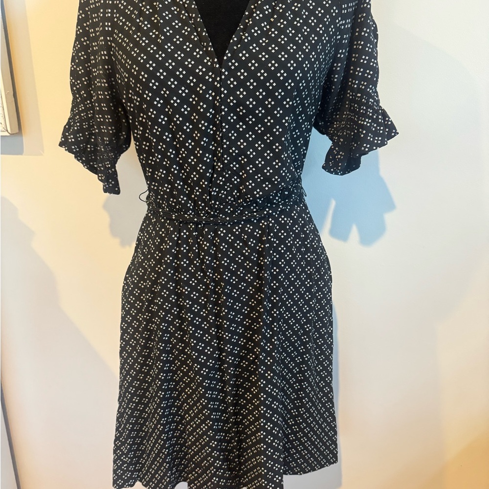 GAP Black and White Patterned Mini Dress
